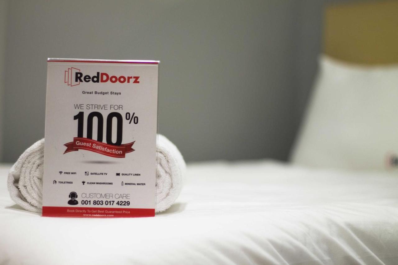 Reddoorz Plus @ Maguwo Kalasan Rum bild